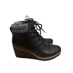 SOUL by Naturalizer Booties Women 9 Black Faux Leather Wedge Boot Side Zip Lace